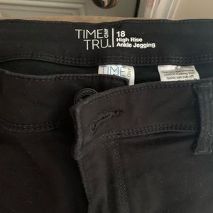 Black Dress Jeggings